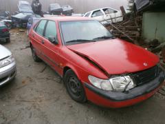 Saab 900