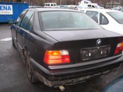BMW E36 316i sedan