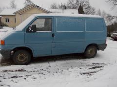 Volkswagen Transporter 2,4D lyhyt 