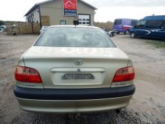 Toyota Avensis 2.0 D4D -00