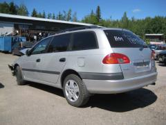 Toyota Avensis 1.8i 16v 81kw farkku