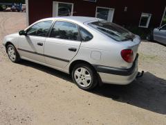 Toyota Avensis 1.8i 16V 5/LB