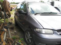 Chrysler Voyager 3.3i automaatti