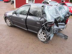 Audi A3 (8L) 1.6i 8V 5/HB