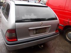 Mercedes-Benz C 220 D farmari 