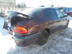 Toyota Avensis 1.6 -99