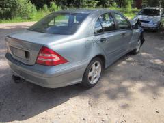 Mercedes-Benz C 203 200 CDi Sed
