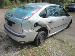 Ford Focus II 1.6i 16V 5/HB