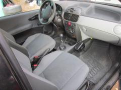 Fiat Punto 1.2i 8V 3/HB