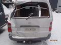 Kuva 4: Toyota Hiace 2,5 D4D  pitk -05  2005