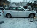 Kuva 4: BMW 3-sarja E91 2.0d 2006