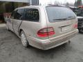 Kuva 4: Mercedes-Benz E 220 CDI farmari -01  2001