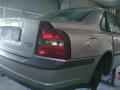 Kuva 4: Volvo S80 2.4 -00 hopea 2000