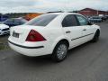 Kuva 4: Ford Mondeo 1.8 16V sed. -01 2001