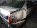 Kuva 4: Toyota Avensis 1.8 VVti sed. -02 2002