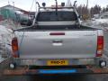 Kuva 4: Toyota Hilux 2.5 D-4D 4-ovinen 2008