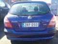 Kuva 4: Nissan Almera 1.5 Bensa 2002