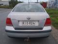 Kuva 4: Volkswagen Bora 1.6 Bensa 1999