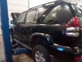 Kuva 4: Toyota Landcruiser 3.0D4D AUT-5-KDJ120L -06 2006