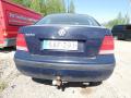 Kuva 4: Volkswagen Bora 1.6 Bensa Sedan 1999