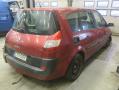 Kuva 4: Renault Megane Grand Scnic 1.6 -05 2005