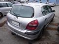 Kuva 4: Nissan Almera N16 4D Sedan 1.5i MT5 Engl. 2000