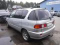 Kuva 4: Toyota Picnic 5D MPV 2.2TD MT5 7-Henk. 1999