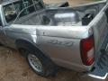 Kuva 4: Nissan King Cab 2.5DI-4X4/295 2005