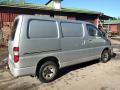 Kuva 4: Toyota Hiace 4x4 2,5D-4D lyhyt-09  2009