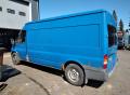 Kuva 4: Ford Transit 330 SEMI HIGH VAN-2.4D55-FACY/375 -00  2000