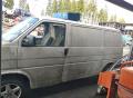 Kuva 4: Volkswagen Transporter 2,4D lyhyt -94 1994