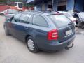 Kuva 4: Skoda Octavia 1Z5 5D Combi 1.6FSI MT5 Ambiente 2005