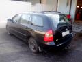 Kuva 4: Toyota Corolla E120 Facelift 5D STW 1.4D-4D MT5 Sol Turkki 2005