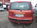 Kuva 4: Nissan Note 1.6 Bensa Tila-auto 2006