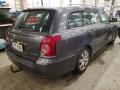 Kuva 4: Toyota Avensis 2.0i STW -06 AZT250L-AWMEHW 2006