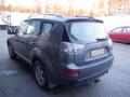 Kuva 4: Mitsubishi Outlander Pre-Facelift 5D SUV 2.0DI-D MT6 4WD Intense 2007