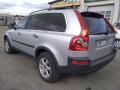 Kuva 4: Volvo XC90 2.5T AWD -03 2003