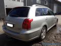 Kuva 4: Toyota Avensis 2,2 D-4D  farmari -06  2006