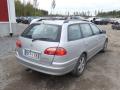 Kuva 4: Toyota Avensis Station Wagon (_T22_) 1.6 VVT-i 2003 110hv 2003