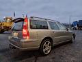 Kuva 4: VOLVO V70 II  2.4b 140hv 2007