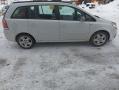 Kuva 4: Opel Zafira 1.8 2007 140hv 2007