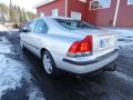 Kuva 4: Volvo S60 2.4 2001 170hv 2001