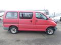 Kuva 4: Toyota Hiace  IV Umpikori 2.4 TD 4WD 2001 90hv 2001