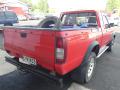 Kuva 4: Nissan King Cab D22 4x4 2.5 TD 4WD 2001 103hv 2001