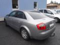 Kuva 4: Audi A4 B6 4D Sedan 1.9TDI Multitronic 2WD 2004