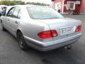 Kuva 4: Mercedes-Benz  E-SARJA (W210) E 240 (210.061) 1999 170hv 1999