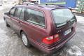 Kuva 4: Mercedes-Benz E-SARJA StW E 200 T 1997 136hv 1997