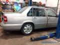 Kuva 4: Volvo S90 3,0 sedan aut.  1997