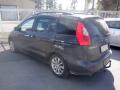 Kuva 4: Mazda 5 Pre-Facelift 5D MPV 2.0i 16V MT5 2006