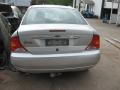 Kuva 4: Ford Focus Ghia 2.0 -99 sedan 1999